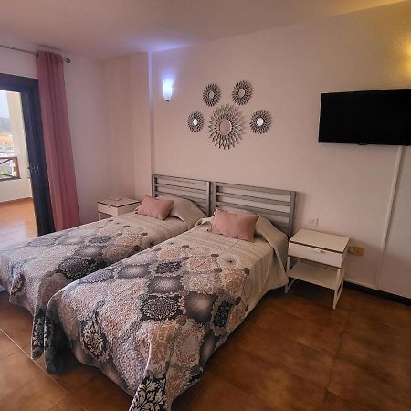 San Marino Studio 7 Los Cristianos  Bagian luar foto