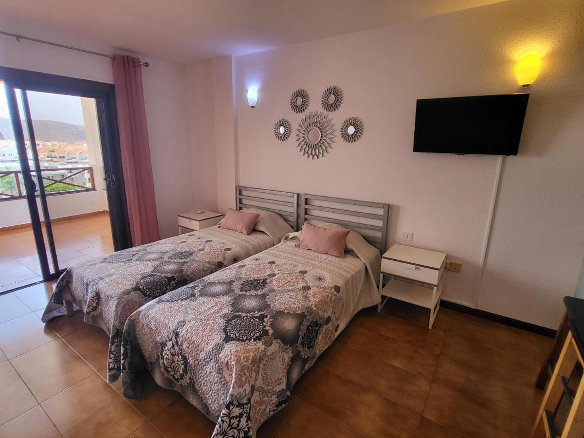 San Marino Studio 7 Los Cristianos  Bagian luar foto